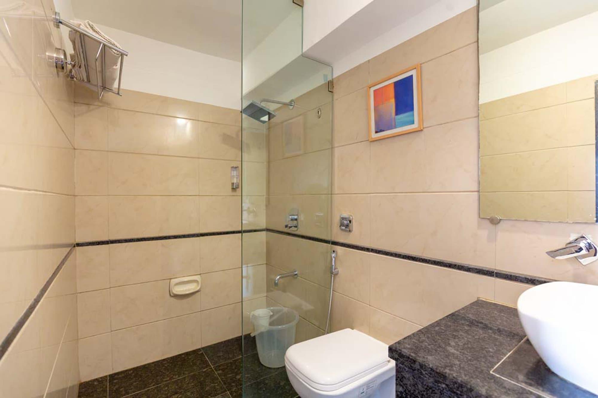 Hotel Sukh 2*