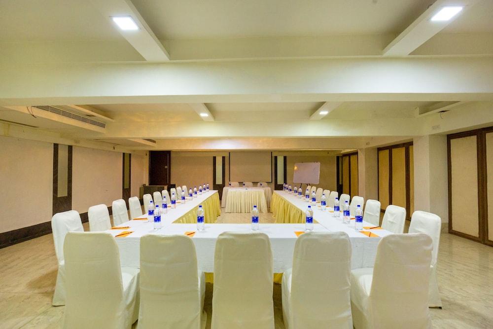 Hotel Sukh Mumbai